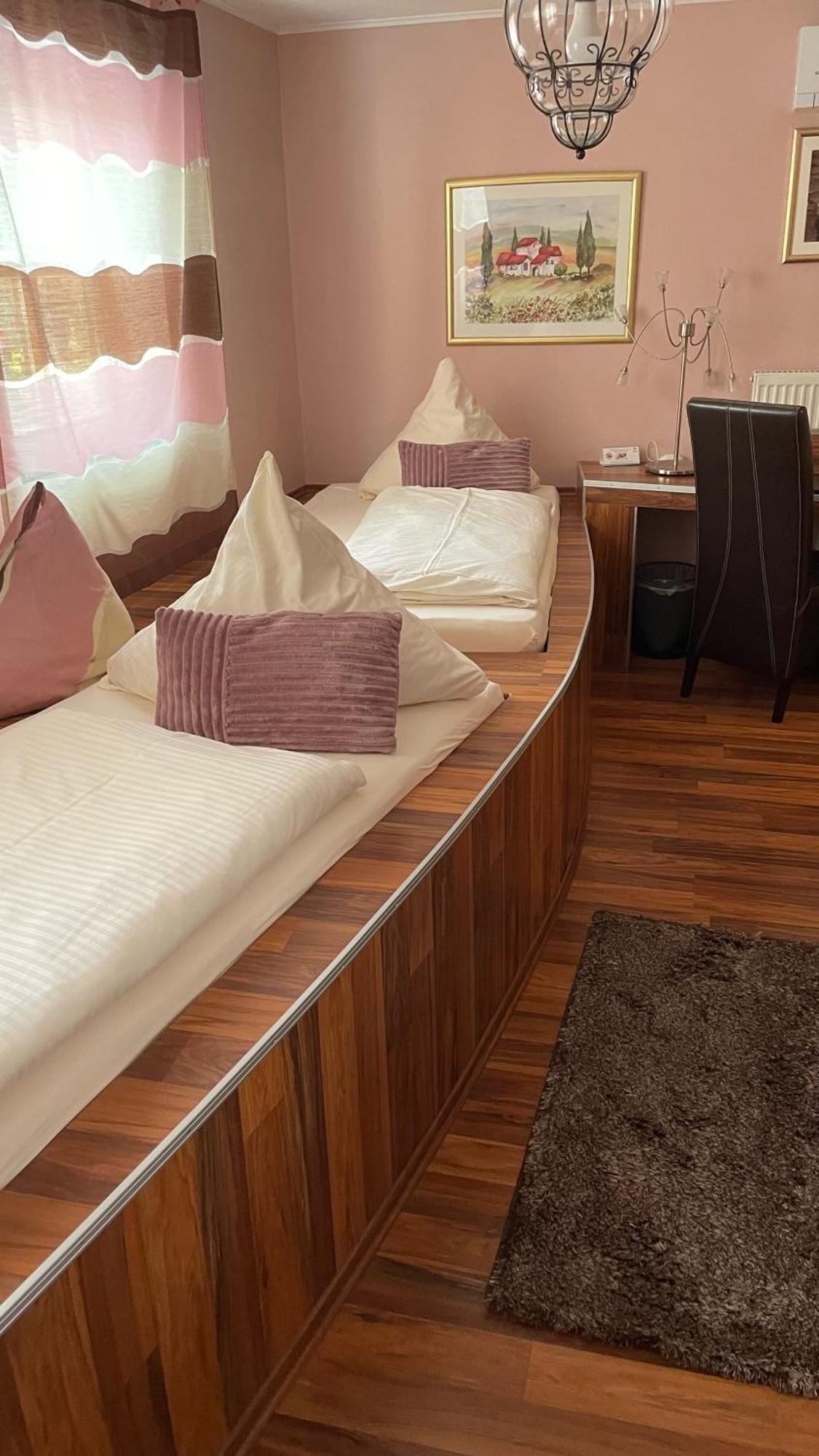 Hotel Nuernberger Hof In Altdorf Altdorf bei Nürnberg Extérieur photo
